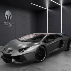 LAMBORGHINI AVENTADOR COUPE